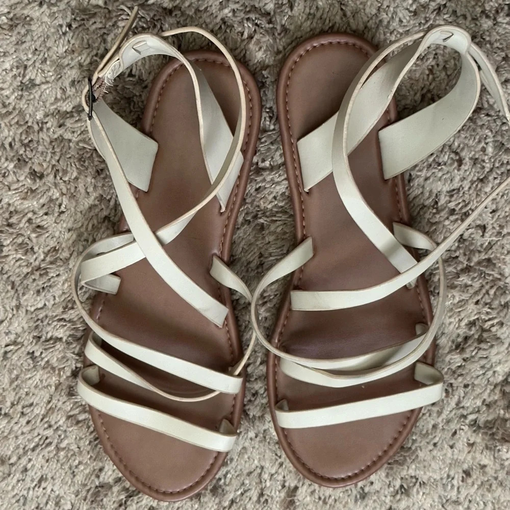 strappy sandals for women - Picture 1 of 4